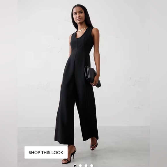 BANANA REPUBLIC SEAMED BLACK JUMPSUIT Sz 6 $170